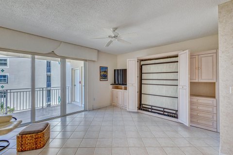 Condo in Jupiter, Florida, 2 bedrooms  № 1068184 - photo 25