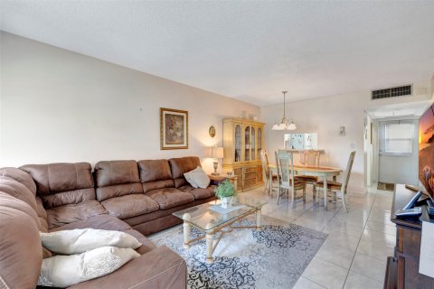 Condominio en venta en Lauderdale Lakes, Florida, 1 dormitorio, 63.55 m2 № 1068221 - foto 19