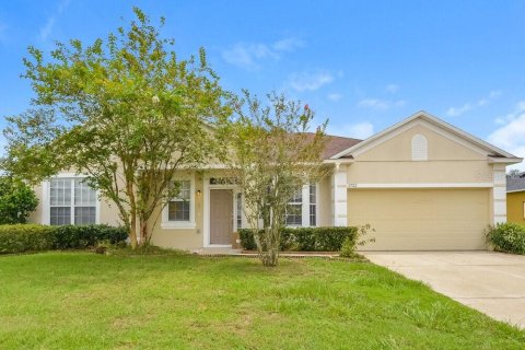 Villa ou maison à louer à Kissimmee, Floride: 3 chambres, 150.13 m2 № 1344026 - photo 1