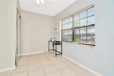 Copropriété à vendre à Tampa, Floride: 2 chambres, 118.91 m2 № 1256615 - photo 4