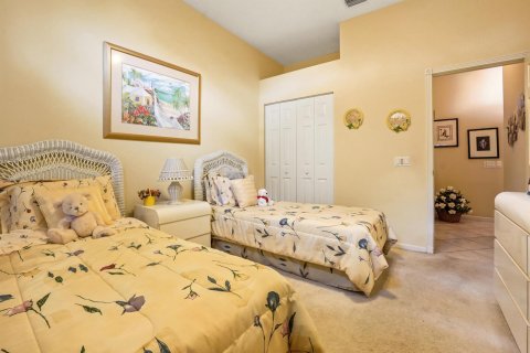 House in Boynton Beach, Florida 3 bedrooms, 194.82 sq.m. № 1076814 - photo 28