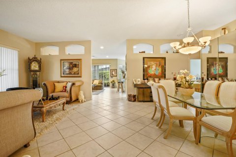 House in Boynton Beach, Florida 3 bedrooms, 194.82 sq.m. № 1076814 - photo 25