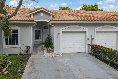House in Deerfield Beach, Florida 3 bedrooms, 128.95 sq.m. № 1058784 - photo 24