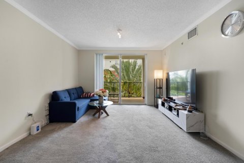 Condo in Sunny Isles Beach, Florida, 3 bedrooms  № 1077069 - photo 17