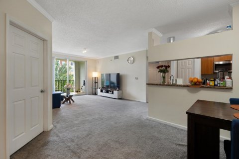 Condo in Sunny Isles Beach, Florida, 3 bedrooms  № 1077069 - photo 14