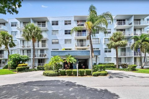 Copropriété à vendre à West Palm Beach, Floride: 1 chambre, 65.4 m2 № 1370947 - photo 1