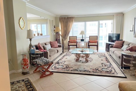 Condo in Fort Lauderdale, Florida, 2 bedrooms  № 1049964 - photo 9