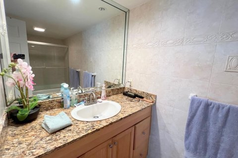 Condo in Fort Lauderdale, Florida, 2 bedrooms  № 1049964 - photo 18