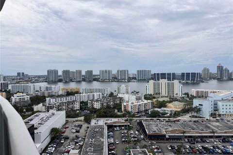 Studio in the Condo in Sunny Isles Beach, Florida  № 1059249 - photo 10