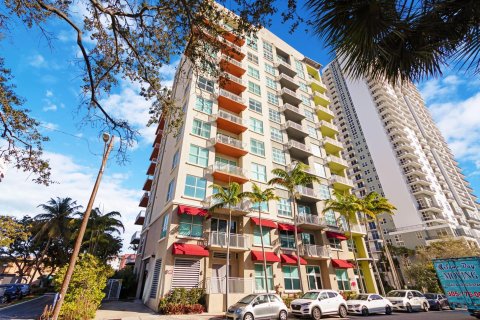 Condominio en venta en Fort Lauderdale, Florida, 2 dormitorios, 131.18 m2 № 1031568 - foto 1