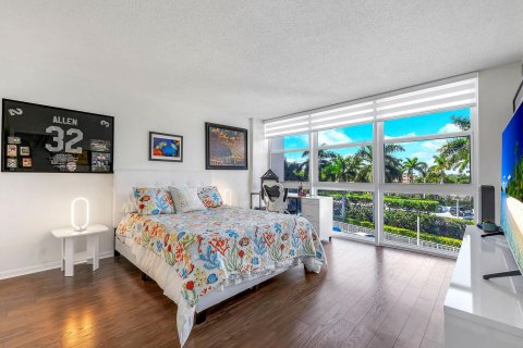 Condo in Fort Lauderdale, Florida, 2 bedrooms  № 1076876 - photo 17