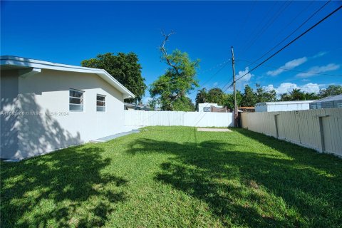 Casa en venta en Miramar, Florida, 3 dormitorios, 98.29 m2 № 1417718 - foto 5