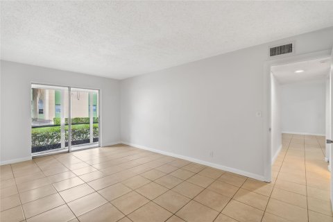 Condominio en venta en Coral Springs, Florida, 2 dormitorios, 100.8 m2 № 1065687 - foto 16