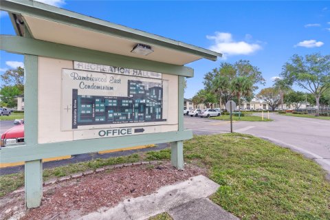 Condo in Coral Springs, Florida, 2 bedrooms  № 1065687 - photo 1