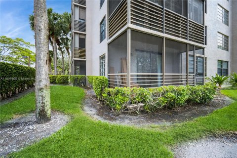 Condominio en venta en Pembroke Pines, Florida, 2 dormitorios, 110.27 m2 № 1228970 - foto 28