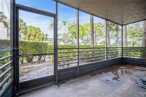 Condominio en venta en Pembroke Pines, Florida, 2 dormitorios, 110.27 m2 № 1228970 - foto 26