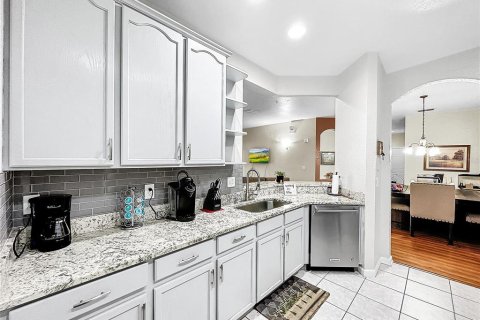 Condominio en venta en Kissimmee, Florida, 4 dormitorios, 165.27 m2 № 1046546 - foto 3