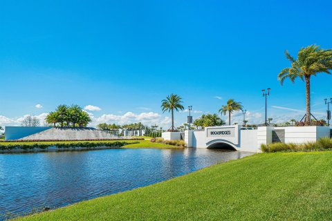 House in Boca Raton, Florida 5 bedrooms, 570.51 sq.m. № 1093923 - photo 16