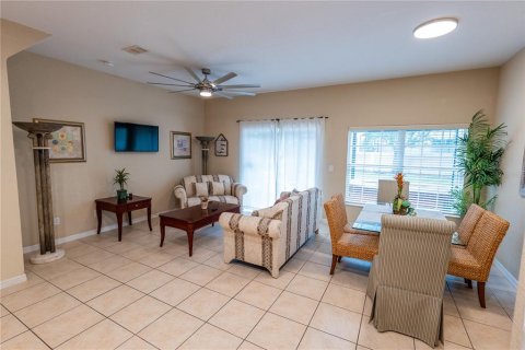 Touwnhouse à vendre à Kissimmee, Floride: 4 chambres, 151.99 m2 № 1342176 - photo 8