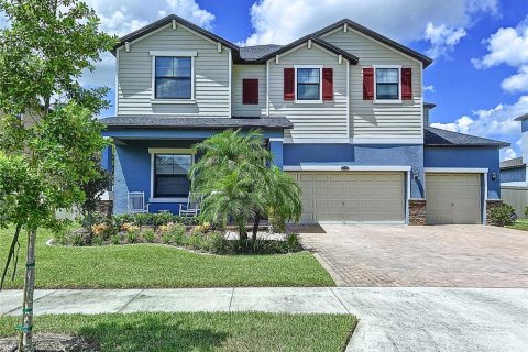 Casa en venta en Wesley Chapel, Florida, 5 dormitorios, 275.36 m2 № 1342212 - foto 1