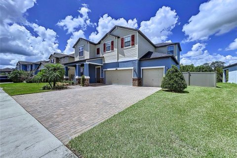 Casa en venta en Wesley Chapel, Florida, 5 dormitorios, 275.36 m2 № 1342212 - foto 6