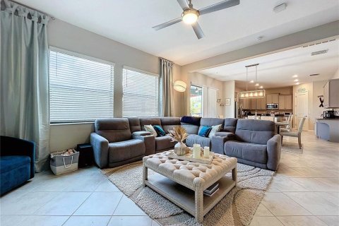 Casa en venta en Wesley Chapel, Florida, 5 dormitorios, 275.36 m2 № 1342212 - foto 24