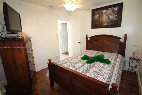 Casa en venta en Sunrise, Florida, 4 dormitorios, 166.39 m2 № 1047445 - foto 19
