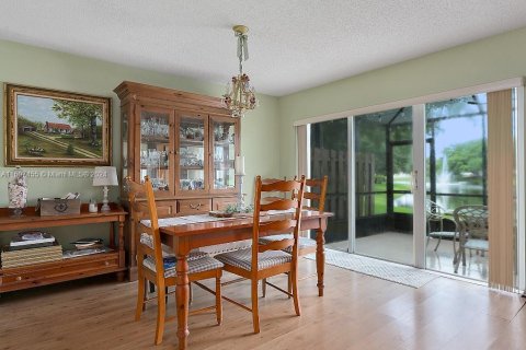 Townhouse in Davie, Florida 3 bedrooms, 153.1 sq.m. № 1231112 - photo 9