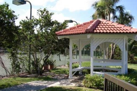 Copropriété à vendre à Coral Springs, Floride: 2 chambres, 102.75 m2 № 1162030 - photo 2