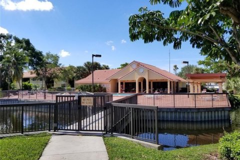 Copropriété à vendre à Coral Springs, Floride: 2 chambres, 102.75 m2 № 1162030 - photo 7