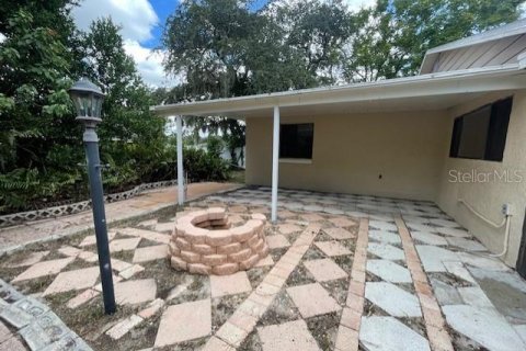 Villa ou maison à louer à Deltona, Floride: 3 chambres, 139.82 m2 № 1358081 - photo 2