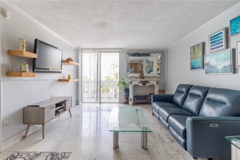 Condominio en venta en Miami Beach, Florida, 1 dormitorio, 71.16 m2 № 1270783 - foto 4