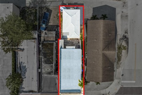 Propiedad comercial en venta en Miami, Florida, 156.73 m2 № 1049708 - foto 25