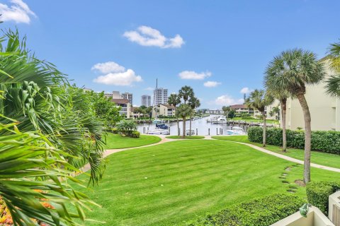 Copropriété à vendre à North Palm Beach, Floride: 3 chambres, 221.01 m2 № 1037930 - photo 17