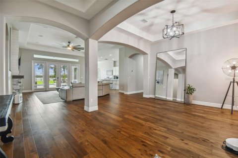 Casa en venta en Land O' Lakes, Florida, 5 dormitorios, 353.4 m2 № 1258186 - foto 9