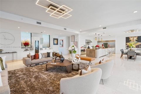 Copropriété à vendre à Miami, Floride: 4 chambres, 361.02 m2 № 1241141 - photo 10