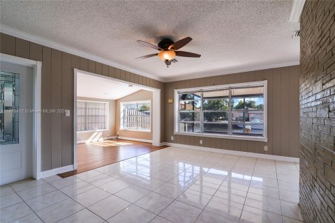 Casa en venta en Hollywood, Florida, 2 dormitorios, 101.08 m2 № 1399436 - foto 6