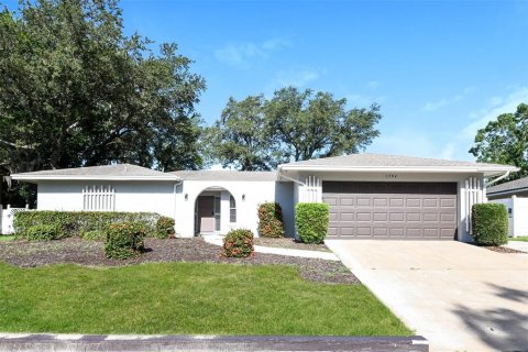 Villa ou maison à louer à Orlando, Floride: 3 chambres, 154.12 m2 № 1346498 - photo 1