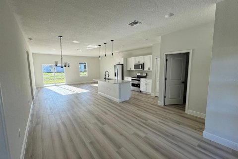 Casa en venta en Ocala, Florida, 4 dormitorios, 170.29 m2 № 1346500 - foto 9