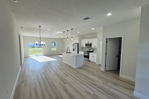 Casa en venta en Ocala, Florida, 4 dormitorios, 170.29 m2 № 1346500 - foto 8