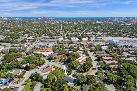 House in Fort Lauderdale, Florida 3 bedrooms, 147.25 sq.m. № 1024331 - photo 28