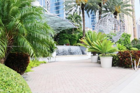 Copropriété à vendre à Sunny Isles Beach, Floride: 51.19 m2 № 1281836 - photo 28