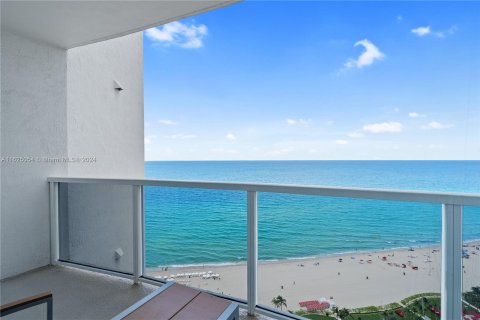 Copropriété à vendre à Sunny Isles Beach, Floride: 51.19 m2 № 1281836 - photo 8