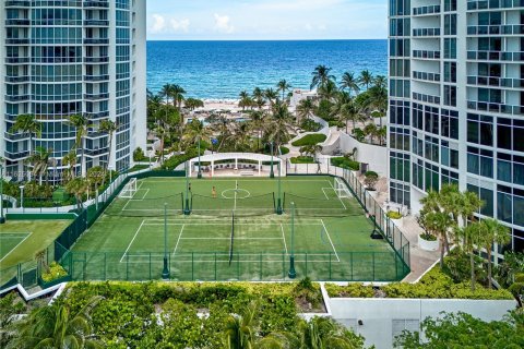 Copropriété à vendre à Sunny Isles Beach, Floride: 51.19 m2 № 1281836 - photo 4