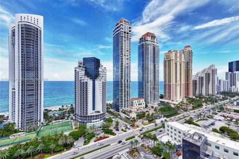 Copropriété à vendre à Sunny Isles Beach, Floride: 51.19 m2 № 1281836 - photo 1