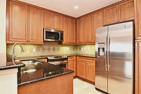 Condo in Orlando, Florida, 1 bedroom  № 1285354 - photo 5