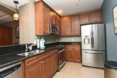 Condo in Orlando, Florida, 1 bedroom  № 1285354 - photo 27