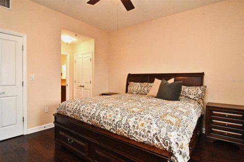 Copropriété à vendre à Orlando, Floride: 1 chambre, 84.91 m2 № 1285354 - photo 12