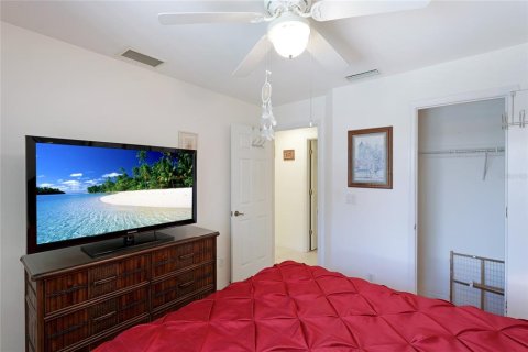 Villa ou maison à vendre à North Port, Floride: 3 chambres, 156.26 m2 № 1082191 - photo 26