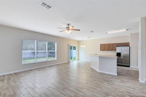 House in Davenport, Florida 4 bedrooms, 238.57 sq.m. № 1251341 - photo 13